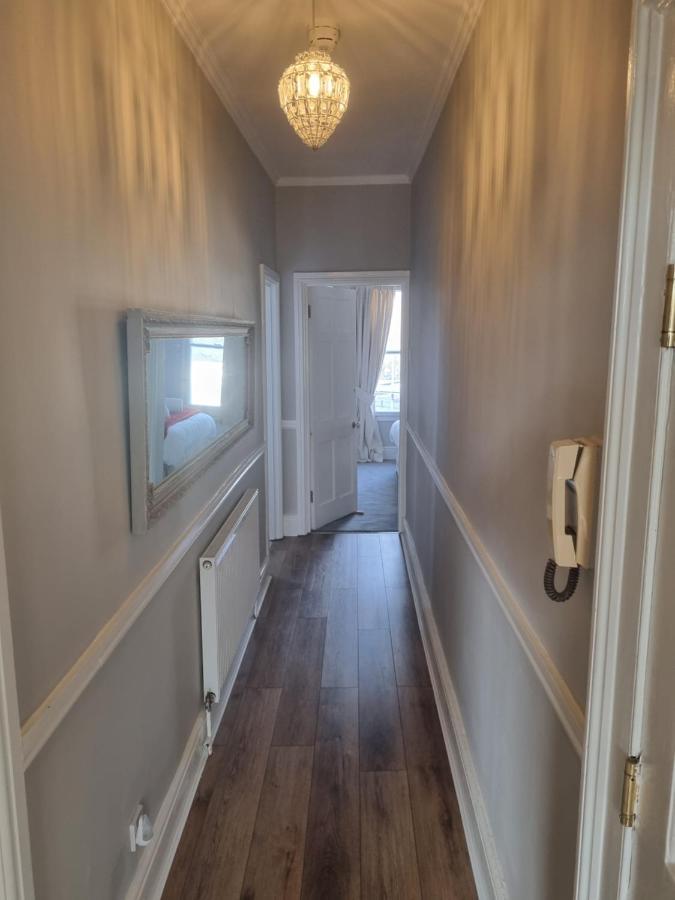 Park View Two-Bedroom Apartment バース エクステリア 写真